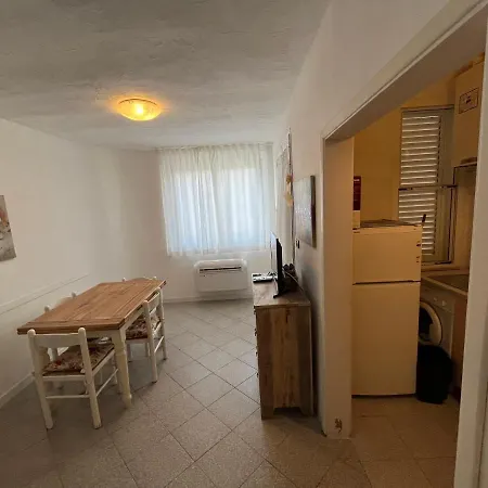 Casina In Cecina (Livorno)